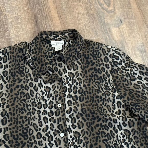 Vnitage Lauren Lee Womens Sz 8 Short Sleeve animal print Button Up career Blouse - Picture 4 of 8